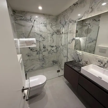 Appartamento Luxury Modern 2-bedroom With Terrace Lussemburgo